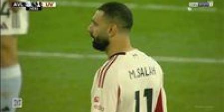 أستون
      فيلا
      ضد
      ليفربول..
      محمد
      صلاح
      يعود
      من
      الإصابة
      ويشارك
      في
      مباراة
      ليفربول
      وأستون
      فيلا
      بالدوري
      الإنجليزي
      الممتاز