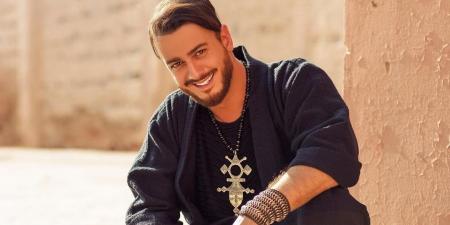 بعد
      الحكم
      بسجنه
      5
      سنوات..
      سعد
      لمجرد
      يطمئن
      جمهوره:
      أنا
      في
      طريقي
      إلى
      المنزل