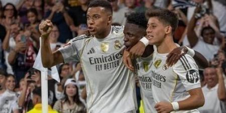 موعد
      مباراة
      ريال
      مدريد
      وأتلتيك
      بلباو
      في
      الدوري
      الإسباني
      والقنوات
      الناقلة