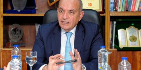 ​سفير
      الأردن
      بالقاهرة:
      كل
      من
      يزور
      مصر
      يلاحظ
      النهضة
      الكبرى
      التي
      تحققت
      في
      عهد
      الرئيس
      السيسي