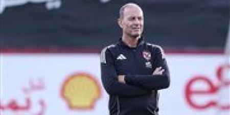 الأهلي
يتمسك
بالشرط
الجزائي
ويرفض
مطالب
وكيل
توروب