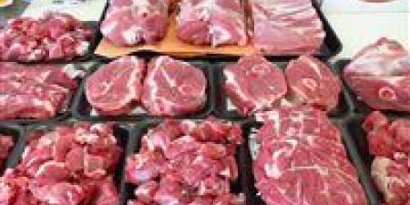 القصابين:
      الدولة
      عملت
      اللي
      عليها..
      والعيد
      الكبير
      بيجي
      بخيره