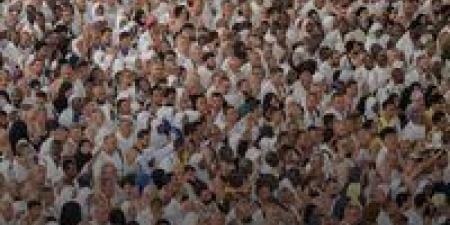 حجاج
      بيت
      الله
      الحرام
      يؤدون
      طواف
      الإفاضة
      في
      أجواء
      إيمانية
      داخل
      المسجد
      الحرام