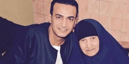 بتر
      كامل
      للساق
      اليمنى..
      سمسم
      شهاب
      يعلن
      خضوع
      والدته
      لعملية
      جراحية
      صعبة