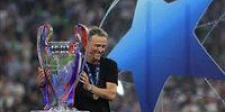 لويس
      إنريكي
      يصنع
      التاريخ
      بعد
      فوزه
      بلقب
      دوري
      أبطال
      أوروبا
      للمرة
      الثالثة
      في
      مسيرته
      التدريبية