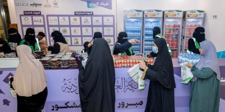 أمير تبوك يتابع مغادرة ضيوف الرحمن عبر مدينة الحجاج بحالة عمار وسط منظومة خدمية متكاملة
