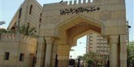 أزهري يحذر من ظاهرة بلوجر الأماكن المقدسة والانشغال بالتوثيق الرقمي