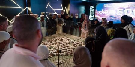 ضيوف خادم الحرمين الشريفين يزورون «المعرض والمتحف الدولي للسيرة النبوية»