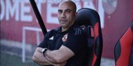 سامر
      عبدالرحمن
      مديراً
      فنيا
      لفريق
      دلفي
      بالدوري
      الممتاز
      ب