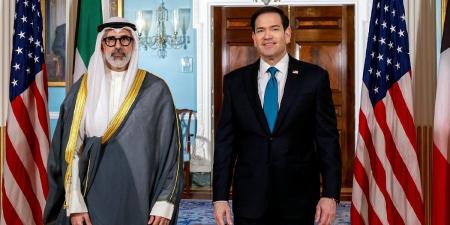 وزيرا خارجية الولايات المتحدة والكويت يؤكدان على مواصلة التنسيق السياسي والدفاعي المشترك