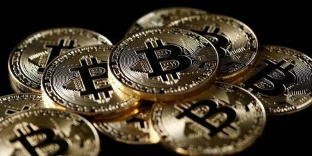 البيتكوين
      يرتد
      فوق
      63
      ألف
      دولار
      وسط
      ضغوط
      التدفقات
      الخارجة