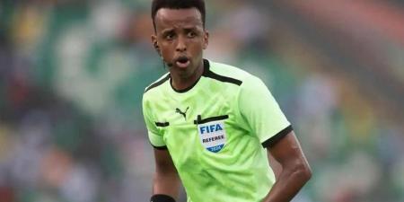 من
مطار
ميامي
إلى
إسطنبول..
منع
حكم
أفريقي
بارز
من
دخول
أمريكا
للمشاركة
في
كأس
العالم