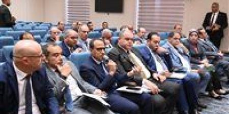 باجتماع
خطة
النواب..
النائب
ممدوح
جاب
الله:
التعديلات
الضريبية
الجديدة
لا
تستهدف
زيادة
الأعباء
على
المواطنين
وتعزز
مناخ
الإستثمار
والثقة
في
الاقتصاد
المصري