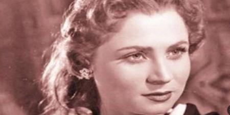 خوفت
      منه
      وحسيت
      اني
      بضيع..
      زهرة
      العلا
      تكشف
      تفاصيل
      مقابلتها
      الأولى
      مع
      محمود
      المليجي