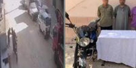 سقوط
المتهمين
بخطف
سلسة
ذهبية
من
سيدة
وسحلها
في
الجيزة
