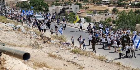 إصابة 4 فلسطينيين في هجوم للمستعمرين قرب رام الله