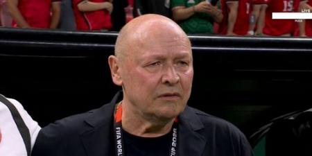 ميروسلاف
      كوبيك
      مدرب
      منتخب
      التشيك
      يدخل
      تاريخ
      كأس
      العالم
      كأكبر
      مدرب
      يقود
      مباراة
      في
      المونديال
      بعمر
      74
      عامًا
      و9
      أشهر
