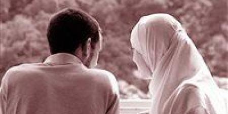 عطية
لاشين
يوضح
حكم
قول
الزوجة
لزوجها
"أنت
لست
على
ذمتي"
ومدى
أحقيتها
في
إيقاع
الطلاق