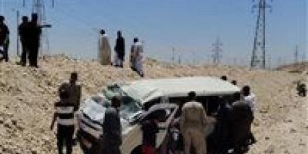 إصابة
6
أشخاص
في
انقلاب
ميكروباص
بطريق
الصف