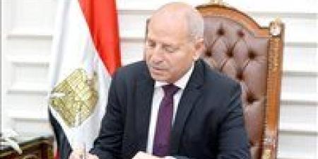 محافظ
القاهرة:
توفير
شاشات
عرض
مجانية
بالميادين
ومراكز
الشباب
لمشاهدة
مباريات
كأس
العالم