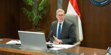 مصر
      واليونان
      تبحثان
      تعزيز
      الشراكة
      ..
      البترول:
      أهمية
      الانتقال
      من
      مرحلة
      التخطيط
      إلى
      التنفيذ
      الفعلي