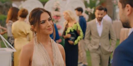 ريم
خوري
تشعل
التوتر
العاطفي
في
مسلسل
حب
ع
ورق|
تفاصيل