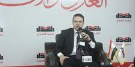 عبد
المنعم
إمام:
لم
اتدخل
في
انتخابات
الأمين
العام
لحزب
العدل