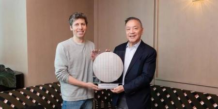 طفرة
      للرقائق..
      OpenAI
      تدمج
      معالجاتها
      المخصصة
      بمراكز
      بيانات
      مايكروسوفت
      قريباً