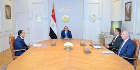 تكليفات رئاسية جديدة للحكومة، السيسي يوجه بتعزيز اندماج مصر في سلاسل الإنتاج العالمية، توطين صناعة السيارات والتوسع في إنتاج المركبات الكهربائية، وتذليل أي عقبات تواجه المستثمرين