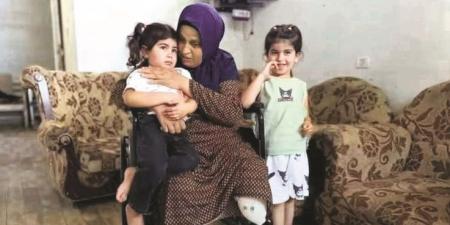 الجدة في غزة «الناجية الوحيدة» لأحفادها الأيتام