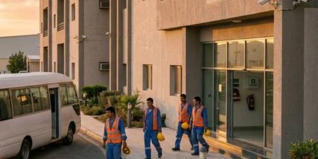 البلديات تدعو للإبلاغ عن مخالفات سكن العمالة