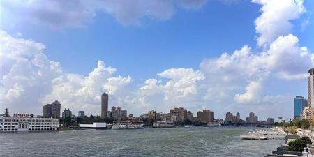 حالة الطقس اليوم، حرارة ورطوبة ورياح ليلا تلطف الأجواء