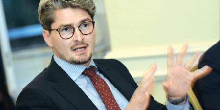 أندرياس كريج لـ الشرق: الفقيد حول قطر إلى قوة عالمية في كثير من المجالات