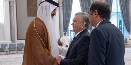سمو الأمير يستقبل رئيس أوزبكستان