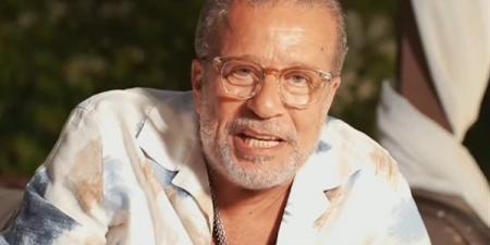 شريف منير يروج لحفلة "نوستالجيا" بدار الأوبرا: "هنعمل أغاني مدرسة المشاغبين"