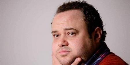 شيك
بلا
رصيد
يشعل
أزمة
بين
مدحت
تيخا
ومنتج
شهير،
وبلاغ
رسمي
يتهمه
بعدم
سداد
الأجر