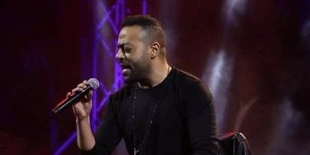 قبل
طرحه
رسميًا،
ألبوم
"مراية
الحب"
لتامر
عاشور
يتصدر
تريند
إنستجرام