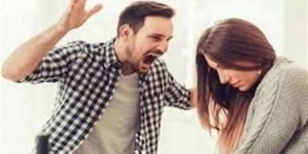 تفسير
حلم
ضرب
الزوجة
في
المنام
وعلاقته
بالخلافات
والمشاكل