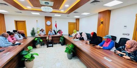 "الإسكان"
تسرع
توفيق
أوضاع
أراضي
العبور
الجديدة
والجهاز
يتولى
استخراج
الإفادات
من
وزارة
الزراعة