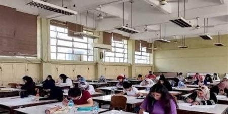 في
12
كلية
للبنين
و11
للبنات،
جامعة
الأزهر
تعلن
بدء
تسجيل
اختبارات
القدرات
لطلاب
الثانوية