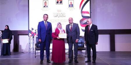 وزير العمل ومحافظ البحر الأحمر يؤكدان أهمية السلامة المهنية لتحقيق التنمية