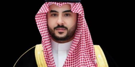  وزير
      الدفاع
      يبحث
      هاتفيًا
      مع
      وزيرة
      الدفاع
      في
      جنوب
      أفريقيا
      تعزيز
      التعاون
      العسكري
      والتنسيق
      المشترك