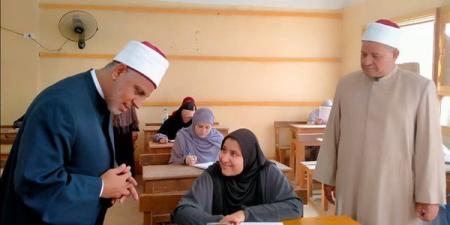 بالأسماء،
الطلاب
الحاصلون
على
المراكز
الثلاثة
الأولى
بالقسم
العلمي
بالثانوية
الأزهرية