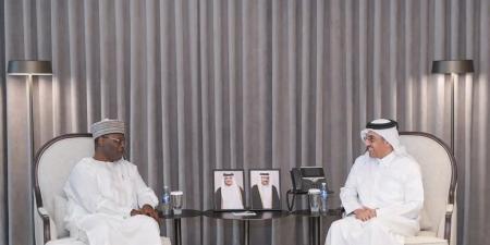 وزير العمل يجتمع مع سفير جمهورية نيجيريا