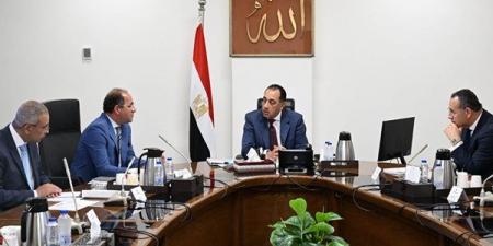 رئيس
      الوزراء
      يبحث
      زيادة
      حوافز
      أعضاء
      هيئة
      التدريس
      بالجامعات
      والمراكز
      البحثية