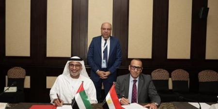 مصر
      والإمارات
      توقعان
      مذكرة
      تفاهم
      لتعزيز
      الربط
      الجوي