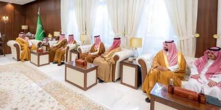 حائل
      تبحث
      تطوير
      قطاع
      الأعمال
      وتعزيز
      دور
      القطاع
      الخاص