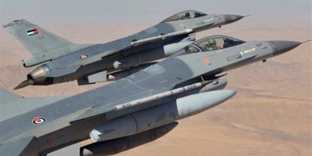 الجيش
      الأردني
      يعلن
      إسقاط
      5
      صواريخ
      إيرانية
      استهدفت
      أراضي
      المملكة
