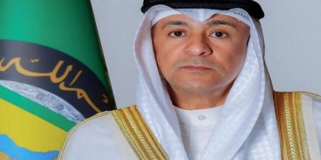 أمين
      مجلس
      التعاون
      يدين
      الهجوم
      على
      ميناء
      دمياط
      ويؤكد
      دعم
      مصر
