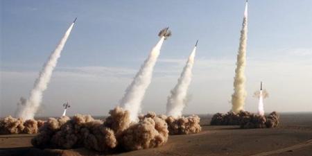 الجيش الإيراني يعلن استهداف قاعدة الشيخ عيسى في البحرين